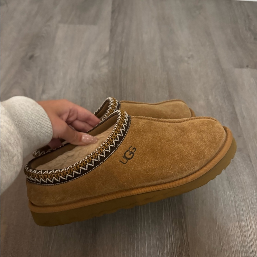 UGG Men’s Tasman Slippers in Chestnut